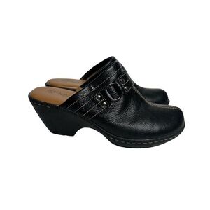 Sofft Black Leather Mules Women Size 7 1/2 worn 1x buckle detail comfort insole